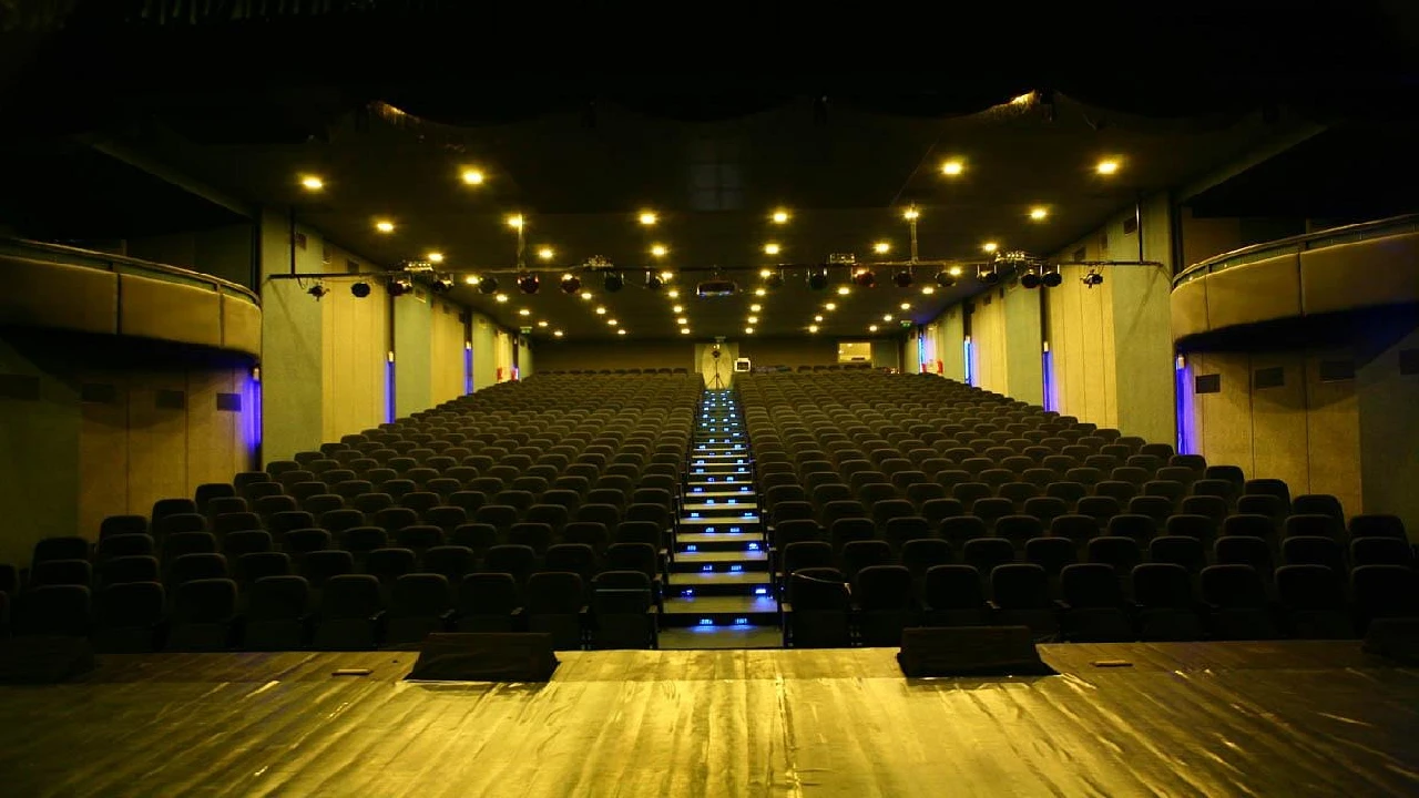 JT Performing Arts Centre