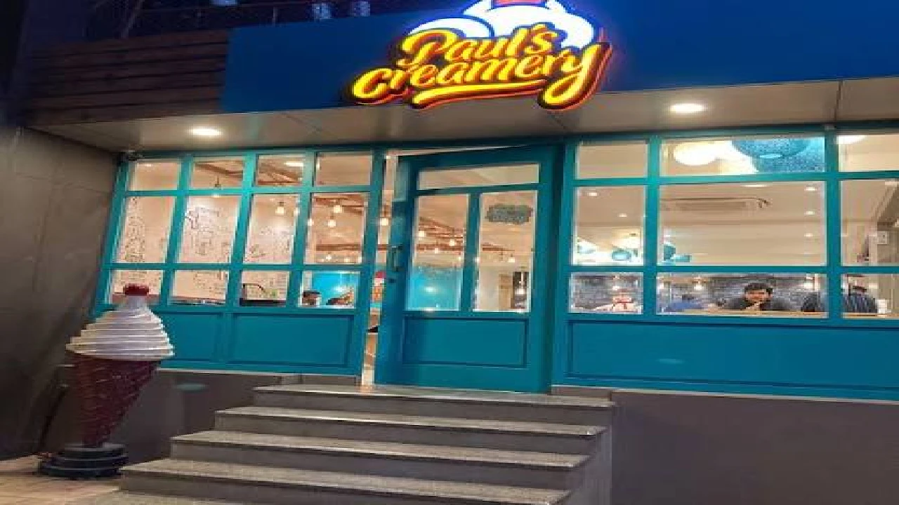 Paul's Cafe