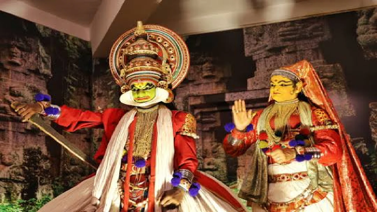 Cochin Cultural Centre (Kathakali, Kalaripayattu, Mohiniyattam,
